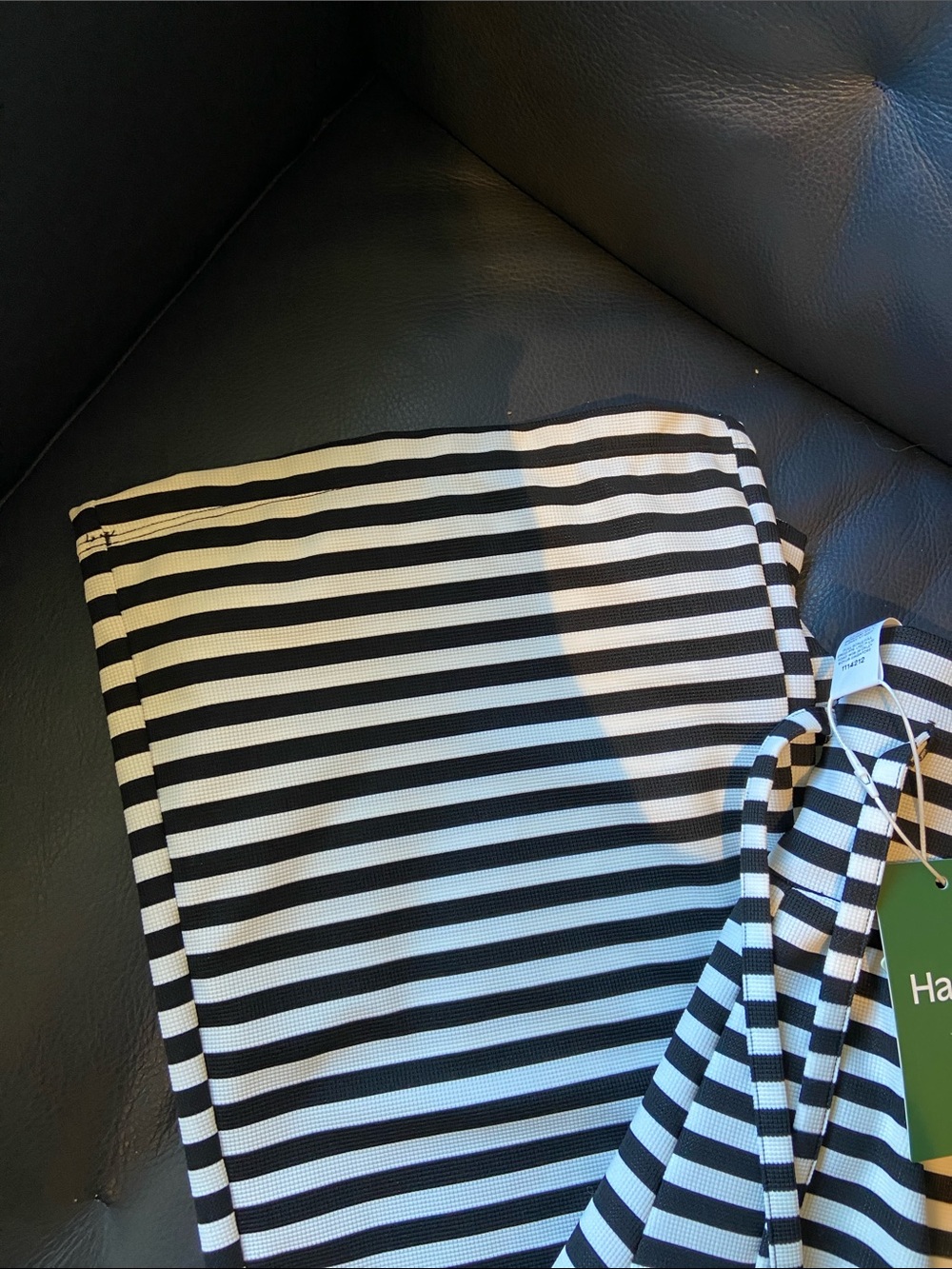 HALARA Black & White Striped Flare Pants Women’s Size Medium NWT - Picture 2 of 5
